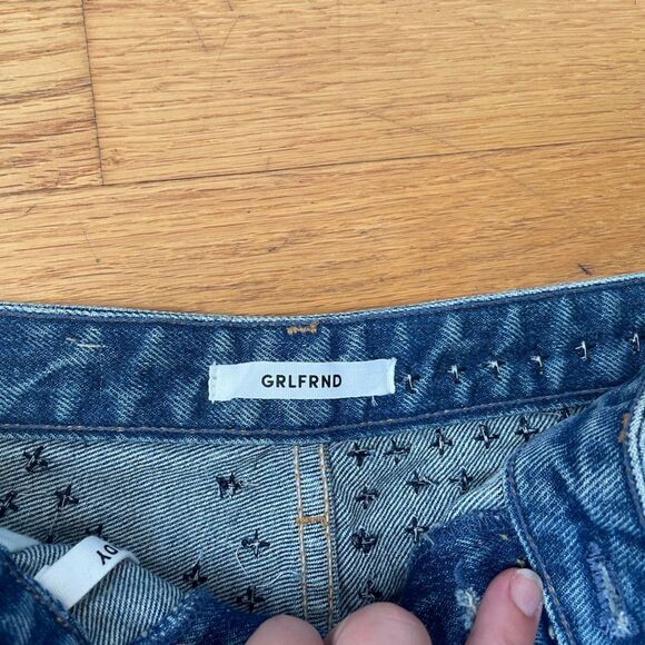 Revolve GRLFRND Cindy High-Rise Short in Island Girl Size 26 - Picture 5 of 9